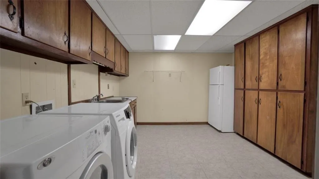 1160 Winding Creek Trail, Sandy Springs, Georgia 30328, 4 Bedrooms Bedrooms, ,3 BathroomsBathrooms,Residential,Sold,1160 Winding Creek Trail,6001273 1160 Winding Creek Trail, Sandy Springs, Georgia 30328, 4 Bedrooms Bedrooms, ,3 BathroomsBathrooms,Residential,Sold,1160 Winding Creek Trail,6001273