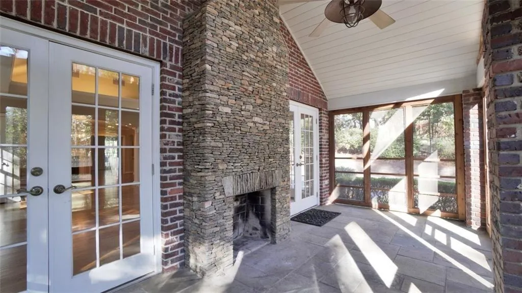 1160 Winding Creek Trail, Sandy Springs, Georgia 30328, 4 Bedrooms Bedrooms, ,3 BathroomsBathrooms,Residential,Sold,1160 Winding Creek Trail,6001273 1160 Winding Creek Trail, Sandy Springs, Georgia 30328, 4 Bedrooms Bedrooms, ,3 BathroomsBathrooms,Residential,Sold,1160 Winding Creek Trail,6001273