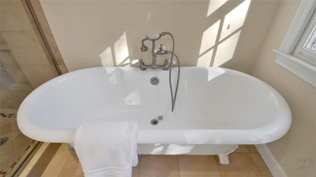 1160 Winding Creek Trail, Sandy Springs, Georgia 30328, 4 Bedrooms Bedrooms, ,3 BathroomsBathrooms,Residential,Sold,1160 Winding Creek Trail,6001273 1160 Winding Creek Trail, Sandy Springs, Georgia 30328, 4 Bedrooms Bedrooms, ,3 BathroomsBathrooms,Residential,Sold,1160 Winding Creek Trail,6001273