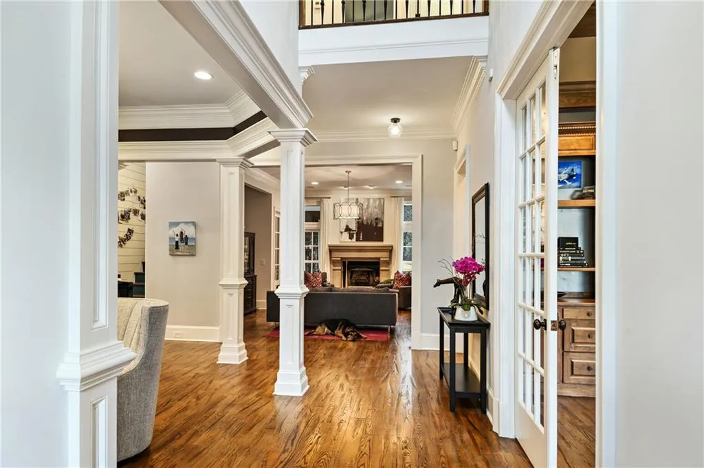 730 E Northway Lane, Atlanta, Georgia 30342, 6 Bedrooms Bedrooms, ,6 BathroomsBathrooms,Residential,Sold,730 E Northway Lane,7009196