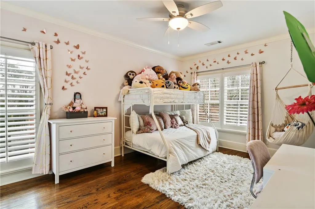 730 E Northway Lane, Atlanta, Georgia 30342, 6 Bedrooms Bedrooms, ,6 BathroomsBathrooms,Residential,Sold,730 E Northway Lane,7009196