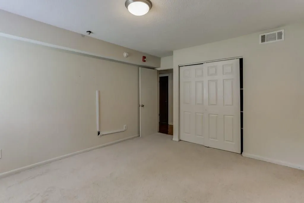 5095 Roswell Road Unit 205, Atlanta, Georgia 30342, 2 Bedrooms Bedrooms, ,2 BathroomsBathrooms,Residential,Sold,5095 Roswell Road Unit 205,6012484