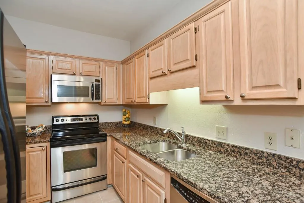 2865 Lenox Road Ne Unit 511, Atlanta, Georgia 30324, 1 Bedroom Bedrooms, ,1 BathroomBathrooms,Residential,Sold,2865 Lenox Road Ne Unit 511,5737813