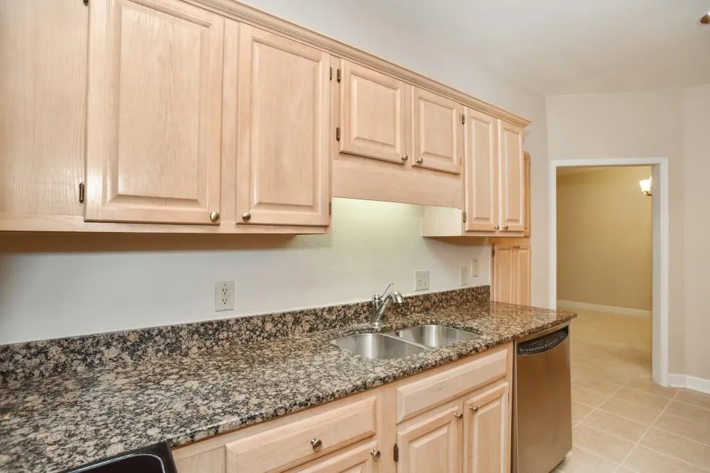 2865 Lenox Road Ne Unit 511, Atlanta, Georgia 30324, 1 Bedroom Bedrooms, ,1 BathroomBathrooms,Residential,Sold,2865 Lenox Road Ne Unit 511,5737813