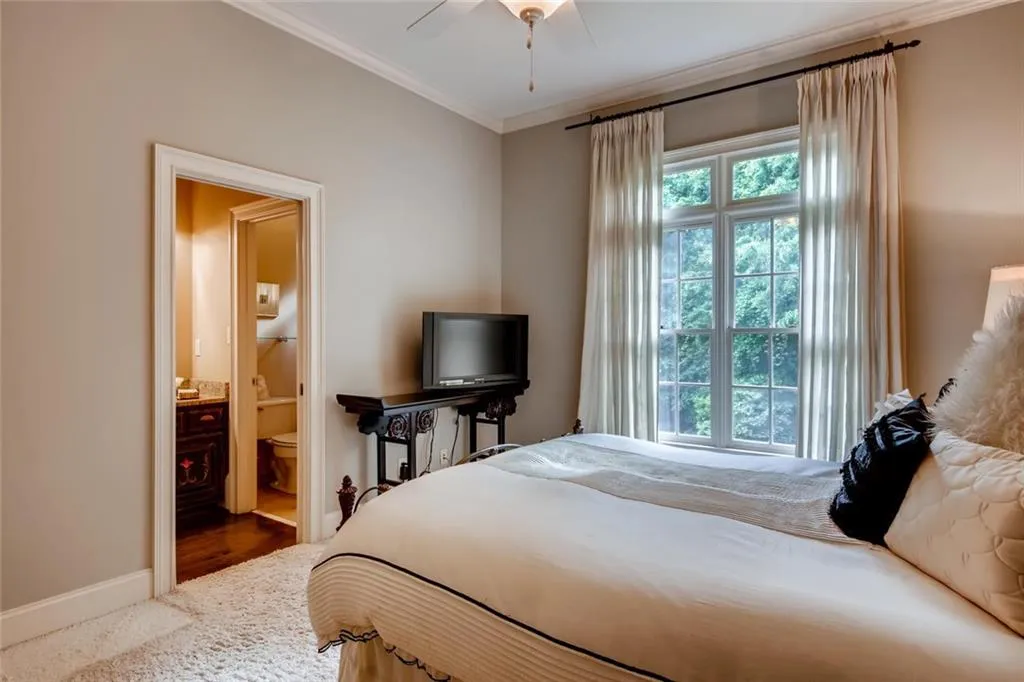 800 Stratford Court, Atlanta, Georgia 30350, 6 Bedrooms Bedrooms, ,5 BathroomsBathrooms,Residential,Sold,800 Stratford Court,6722401