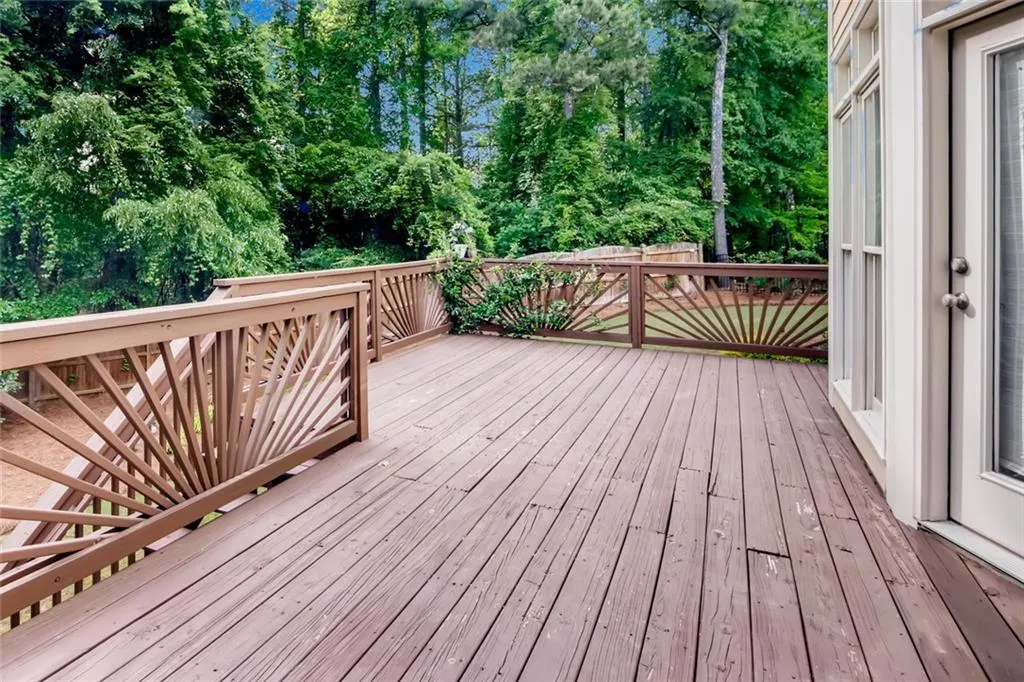 800 Stratford Court, Atlanta, Georgia 30350, 6 Bedrooms Bedrooms, ,5 BathroomsBathrooms,Residential,Sold,800 Stratford Court,6722401