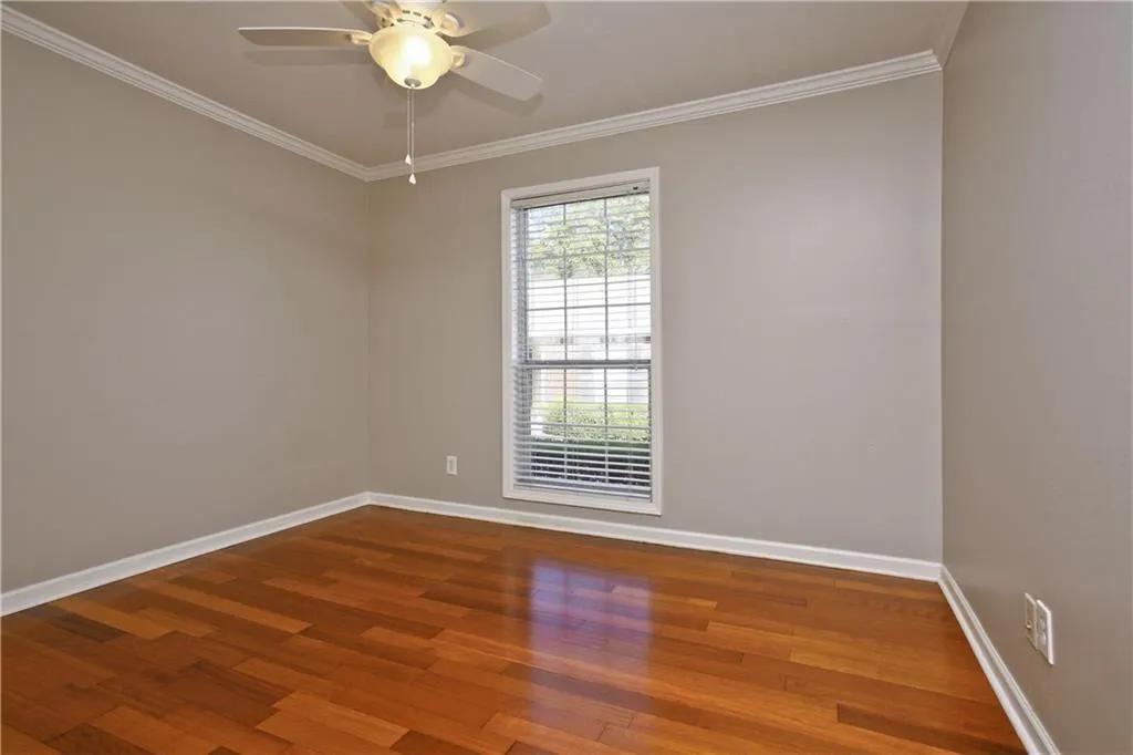 5375 Roswell Road Unit C5, Atlanta, Georgia 30342, 2 Bedrooms Bedrooms, ,1 BathroomBathrooms,Residential,Sold,5375 Roswell Road Unit C5,6073428