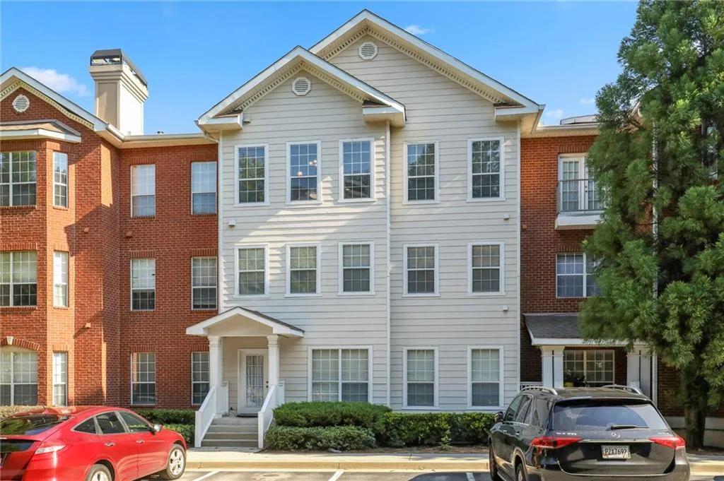 5641 Roswell Road Unit 307, Sandy Springs, Georgia 30342, 1 Bedroom Bedrooms, ,1 BathroomBathrooms,Residential,Sold,5641 Roswell Road Unit 307,6763116