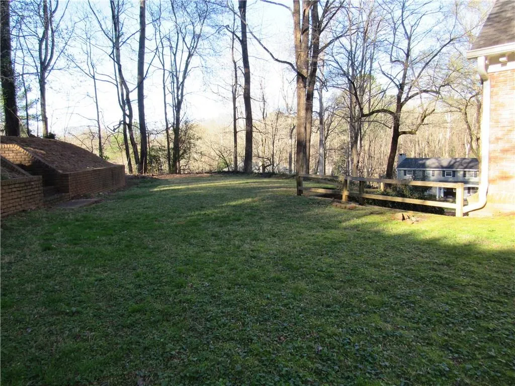 105 Blenheim Place, Atlanta, Georgia 30350, 6 Bedrooms Bedrooms, ,4 BathroomsBathrooms,Residential,Sold,105 Blenheim Place,5973887