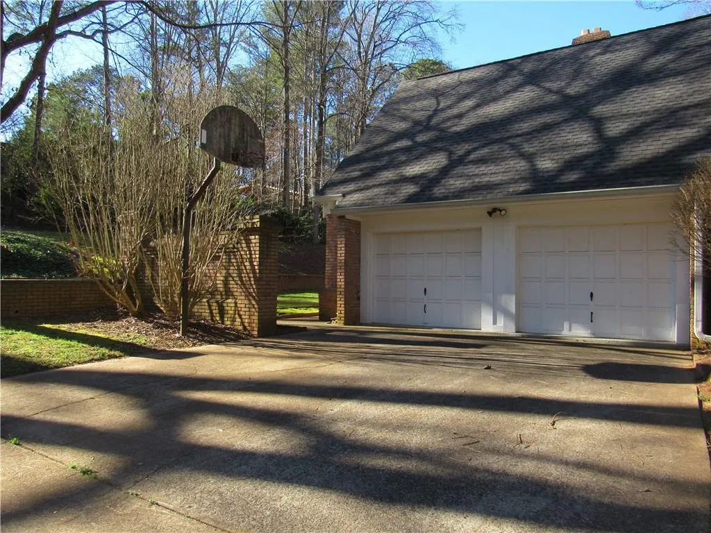 105 Blenheim Place, Atlanta, Georgia 30350, 6 Bedrooms Bedrooms, ,4 BathroomsBathrooms,Residential,Sold,105 Blenheim Place,5973887