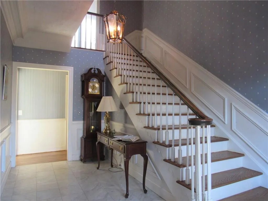 105 Blenheim Place, Atlanta, Georgia 30350, 6 Bedrooms Bedrooms, ,4 BathroomsBathrooms,Residential,Sold,105 Blenheim Place,5973887