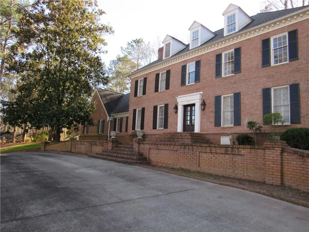 105 Blenheim Place, Atlanta, Georgia 30350, 6 Bedrooms Bedrooms, ,4 BathroomsBathrooms,Residential,Sold,105 Blenheim Place,5973887