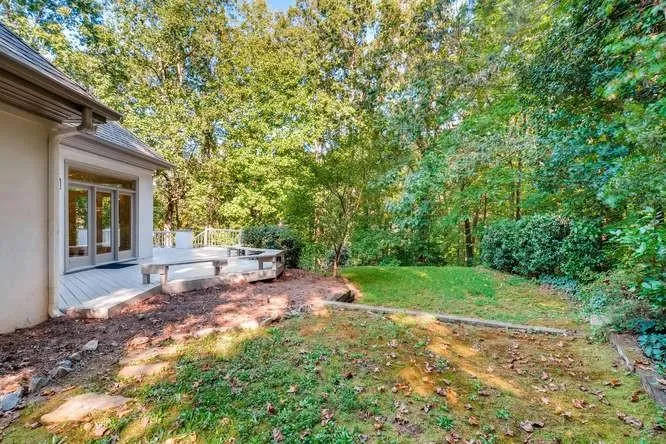 1 Powers Chase Circle, Atlanta, Georgia 30327, 4 Bedrooms Bedrooms, ,4 BathroomsBathrooms,Residential,Sold,1 Powers Chase Circle,5922206
