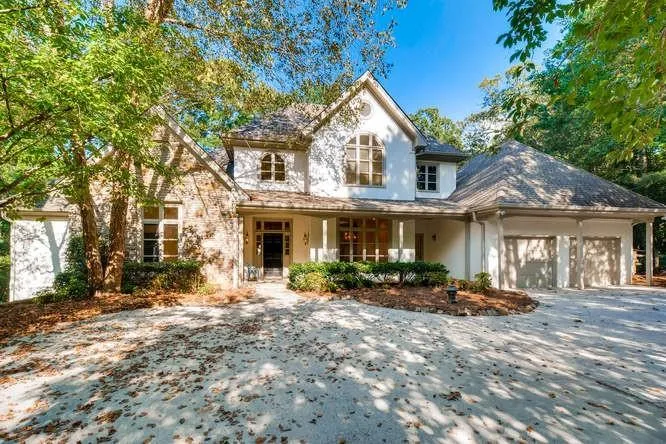 1 Powers Chase Circle, Atlanta, Georgia 30327, 4 Bedrooms Bedrooms, ,4 BathroomsBathrooms,Residential,Sold,1 Powers Chase Circle,5922206