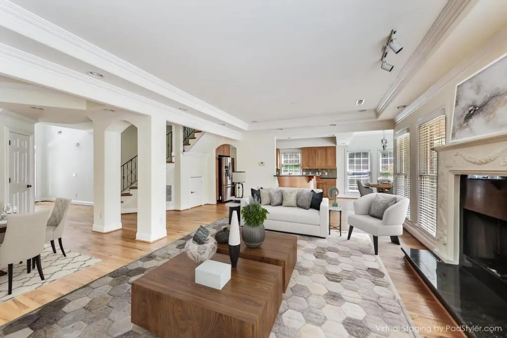 6375 Glenridge Drive Unit 200, Atlanta, Georgia 30328, 4 Bedrooms Bedrooms, ,3 BathroomsBathrooms,Residential,Sold,6375 Glenridge Drive Unit 200,6943613