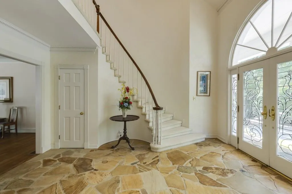 3205 Spalding Drive, Sandy Springs, Georgia 30350, 5 Bedrooms Bedrooms, ,4 BathroomsBathrooms,Residential,Sold,3205 Spalding Drive,7423848