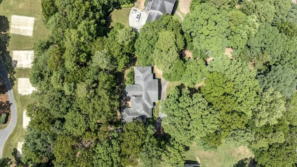 3205 Spalding Drive, Sandy Springs, Georgia 30350, 5 Bedrooms Bedrooms, ,4 BathroomsBathrooms,Residential,Sold,3205 Spalding Drive,7423848