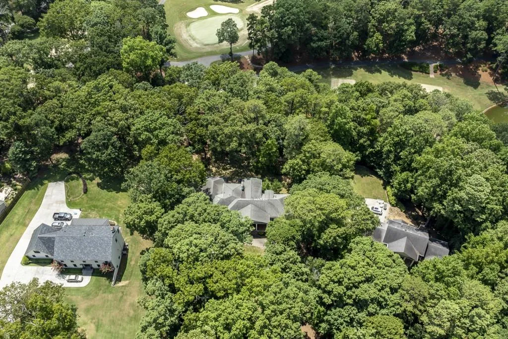 3205 Spalding Drive, Sandy Springs, Georgia 30350, 5 Bedrooms Bedrooms, ,4 BathroomsBathrooms,Residential,Sold,3205 Spalding Drive,7423848