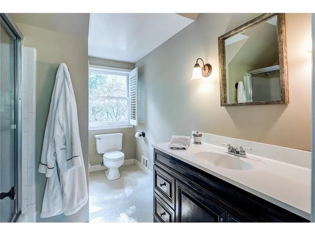 1744 Northridge Road, Sandy Springs, Georgia 30350, 4 Bedrooms Bedrooms, ,3 BathroomsBathrooms,Residential,Sold,1744 Northridge Road,5699439 1744 Northridge Road, Sandy Springs, Georgia 30350, 4 Bedrooms Bedrooms, ,3 BathroomsBathrooms,Residential,Sold,1744 Northridge Road,5699439