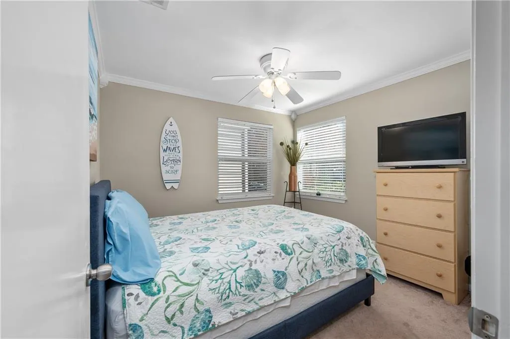 71 Dunwoody Springs Drive, Atlanta, Georgia 30328, 3 Bedrooms Bedrooms, ,2 BathroomsBathrooms,Residential,Sold,71 Dunwoody Springs Drive,7494054