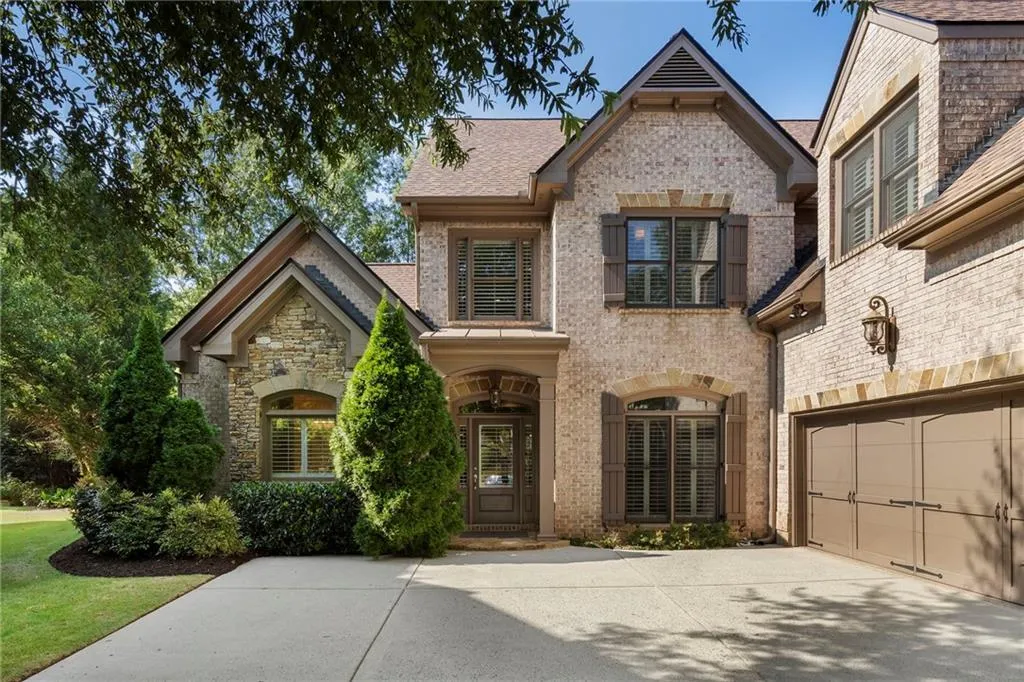 7922 Stratford Lane, Sandy Springs, Georgia 30350, 4 Bedrooms Bedrooms, ,4 BathroomsBathrooms,Residential,For Sale,7922 Stratford Lane,7746396