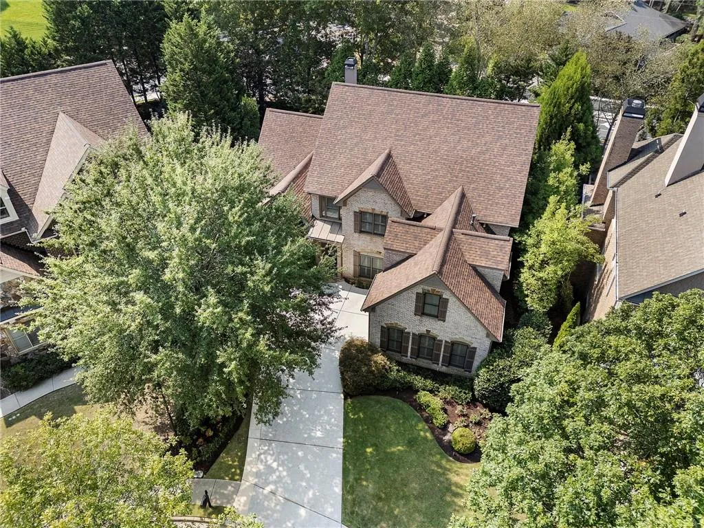 7922 Stratford Lane, Sandy Springs, Georgia 30350, 4 Bedrooms Bedrooms, ,4 BathroomsBathrooms,Residential,For Sale,7922 Stratford Lane,7746396