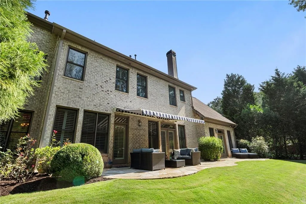 7922 Stratford Lane, Sandy Springs, Georgia 30350, 4 Bedrooms Bedrooms, ,4 BathroomsBathrooms,Residential,For Sale,7922 Stratford Lane,7746396