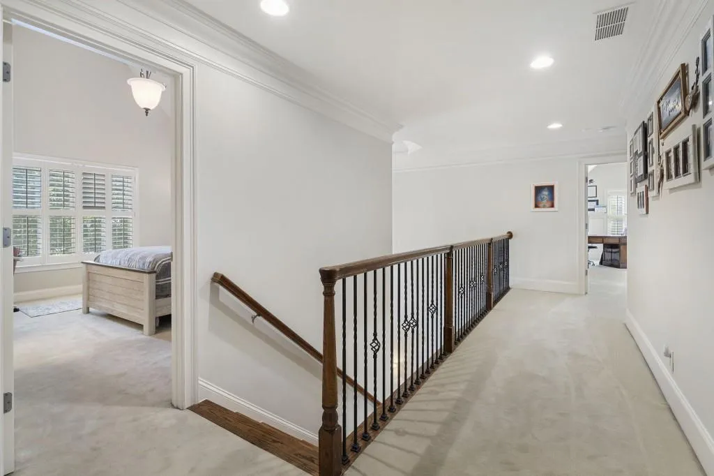 7922 Stratford Lane, Sandy Springs, Georgia 30350, 4 Bedrooms Bedrooms, ,4 BathroomsBathrooms,Residential,For Sale,7922 Stratford Lane,7746396