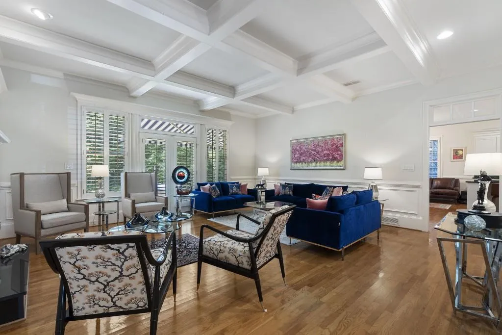 7922 Stratford Lane, Sandy Springs, Georgia 30350, 4 Bedrooms Bedrooms, ,4 BathroomsBathrooms,Residential,For Sale,7922 Stratford Lane,7746396