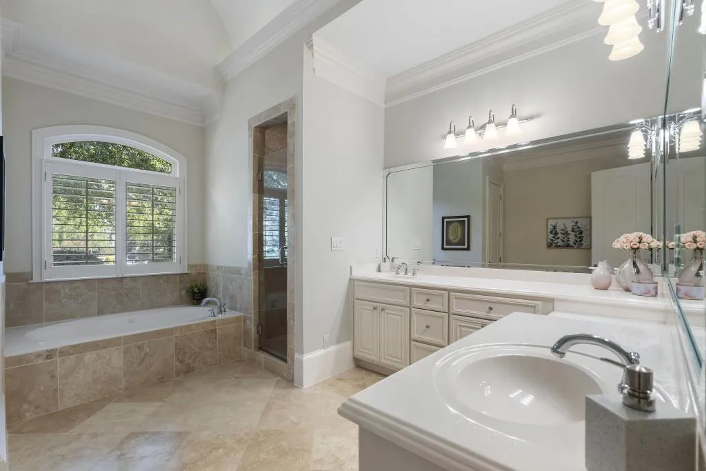 7922 Stratford Lane, Sandy Springs, Georgia 30350, 4 Bedrooms Bedrooms, ,4 BathroomsBathrooms,Residential,For Sale,7922 Stratford Lane,7746396