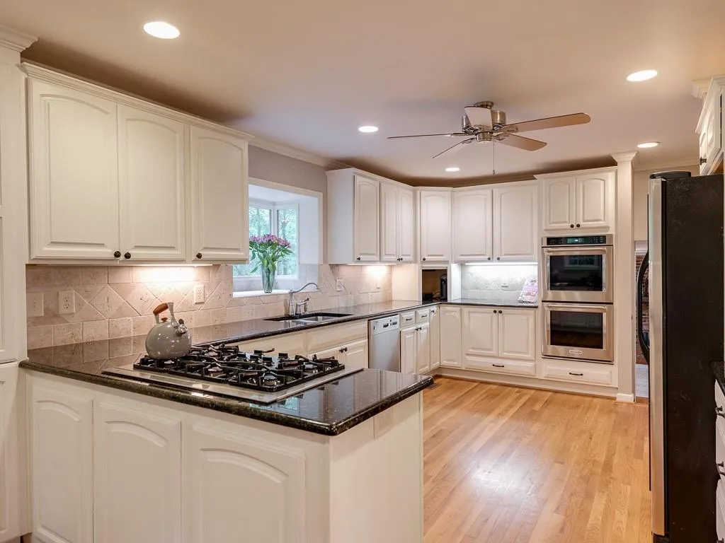 330 Forest Valley Court, Atlanta, Georgia 30342, 4 Bedrooms Bedrooms, ,2 BathroomsBathrooms,Residential,Sold,330 Forest Valley Court,6583773