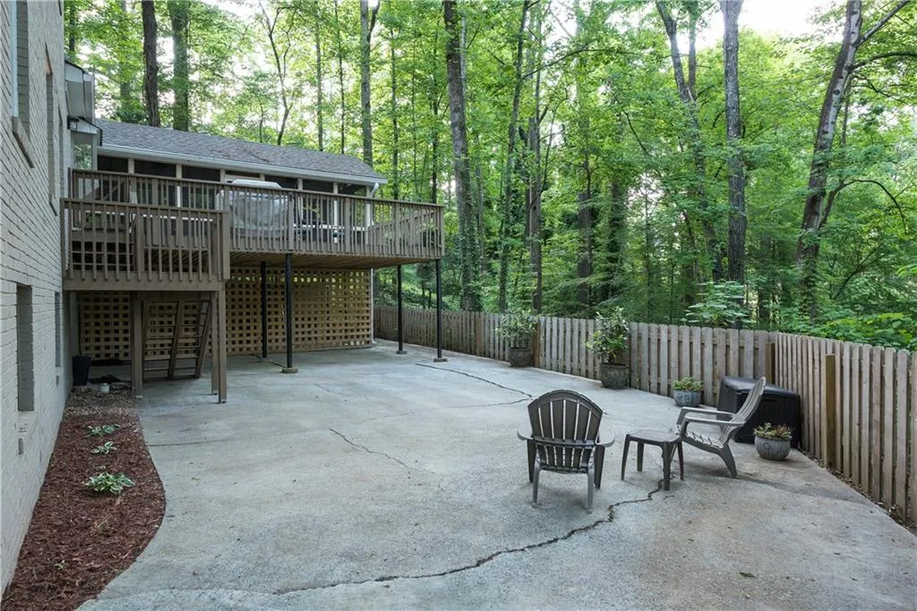330 Forest Valley Court, Atlanta, Georgia 30342, 4 Bedrooms Bedrooms, ,2 BathroomsBathrooms,Residential,Sold,330 Forest Valley Court,6583773