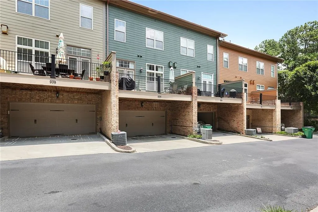 936 Telfair Close, Sandy Springs, Georgia 30350, 3 Bedrooms Bedrooms, ,3 BathroomsBathrooms,Residential,Sold,936 Telfair Close,5877904
