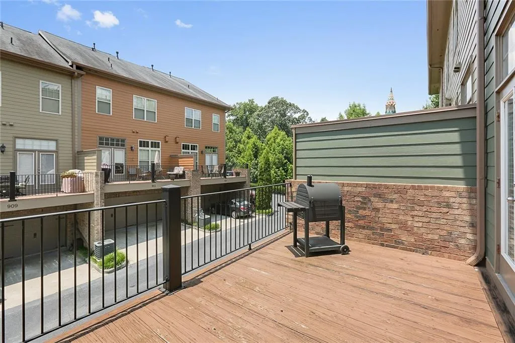 936 Telfair Close, Sandy Springs, Georgia 30350, 3 Bedrooms Bedrooms, ,3 BathroomsBathrooms,Residential,Sold,936 Telfair Close,5877904