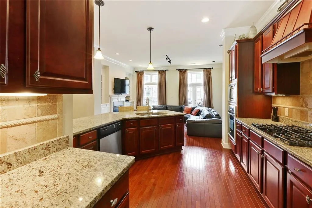 936 Telfair Close, Sandy Springs, Georgia 30350, 3 Bedrooms Bedrooms, ,3 BathroomsBathrooms,Residential,Sold,936 Telfair Close,5877904