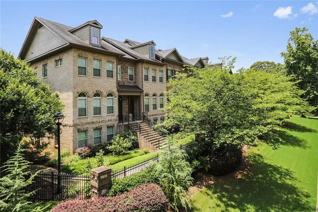 936 Telfair Close, Sandy Springs, Georgia 30350, 3 Bedrooms Bedrooms, ,3 BathroomsBathrooms,Residential,Sold,936 Telfair Close,5877904