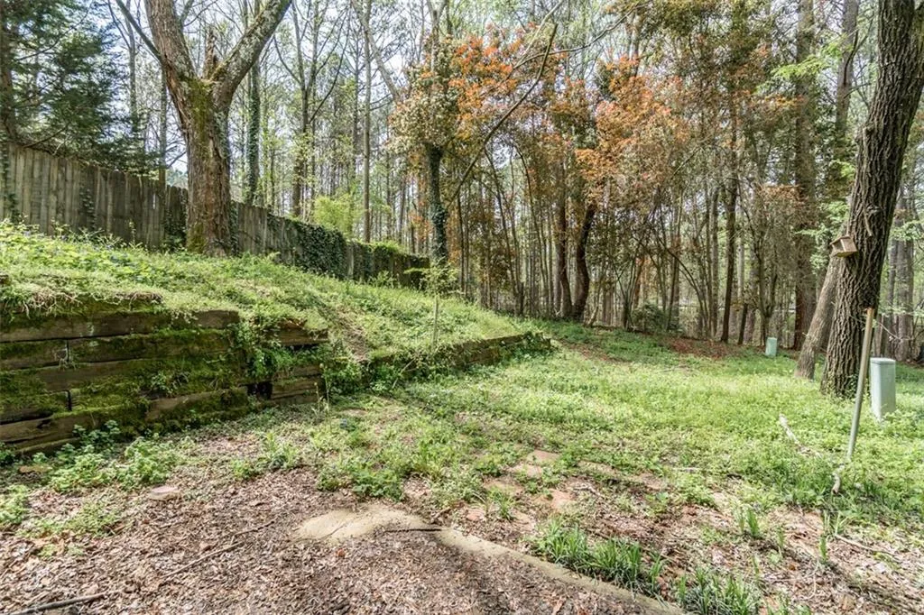 8869 Roberts Drive, Atlanta, Georgia 30350, 2 Bedrooms Bedrooms, ,2 BathroomsBathrooms,Residential,Sold,8869 Roberts Drive,6518417