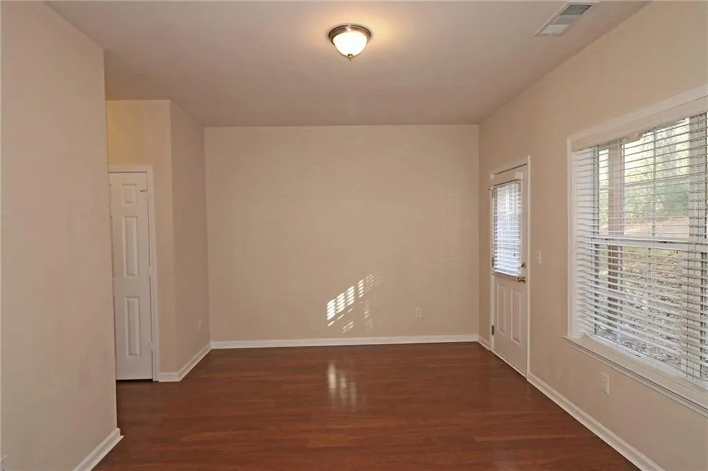 647 Coligny Court, Sandy Springs, Georgia 30350, 4 Bedrooms Bedrooms, ,3 BathroomsBathrooms,Residential,Sold,647 Coligny Court,6105850