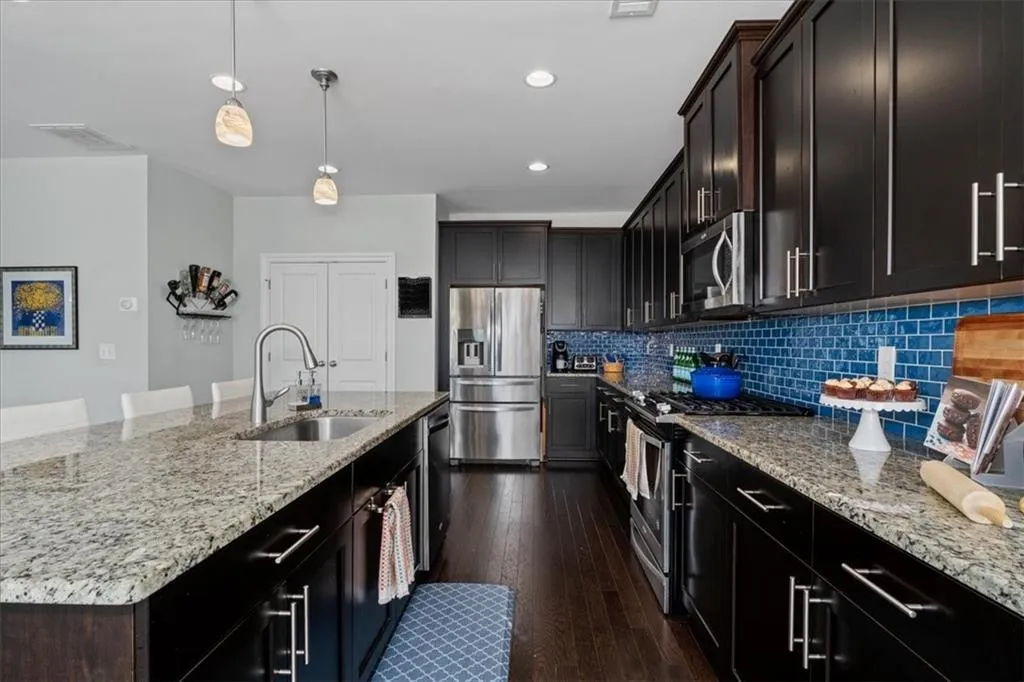 2100 Drew Drive Nw, Atlanta, Georgia 30318, 4 Bedrooms Bedrooms, ,3 BathroomsBathrooms,Residential,For Sale,2100 Drew Drive Nw,7631111