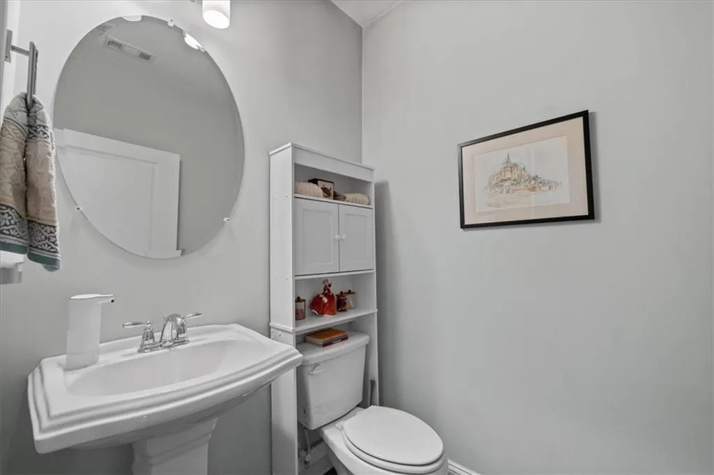 2100 Drew Drive Nw, Atlanta, Georgia 30318, 4 Bedrooms Bedrooms, ,3 BathroomsBathrooms,Residential,For Sale,2100 Drew Drive Nw,7631111