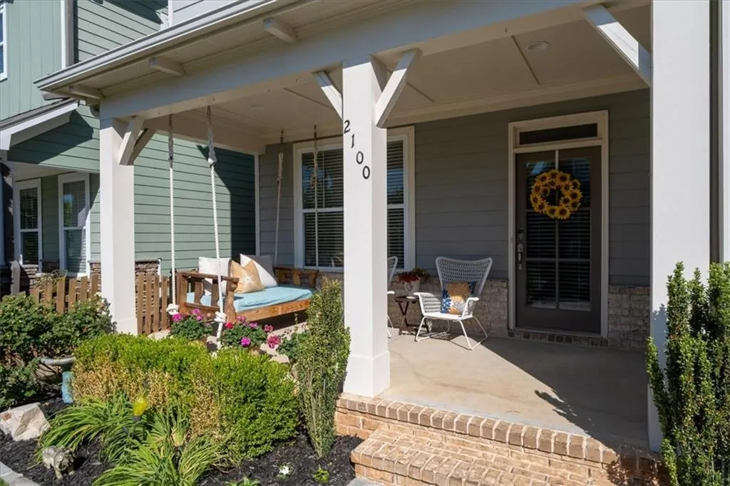2100 Drew Drive Nw, Atlanta, Georgia 30318, 4 Bedrooms Bedrooms, ,3 BathroomsBathrooms,Residential,For Sale,2100 Drew Drive Nw,7631111