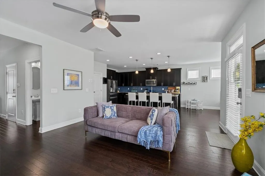 2100 Drew Drive Nw, Atlanta, Georgia 30318, 4 Bedrooms Bedrooms, ,3 BathroomsBathrooms,Residential,For Sale,2100 Drew Drive Nw,7631111