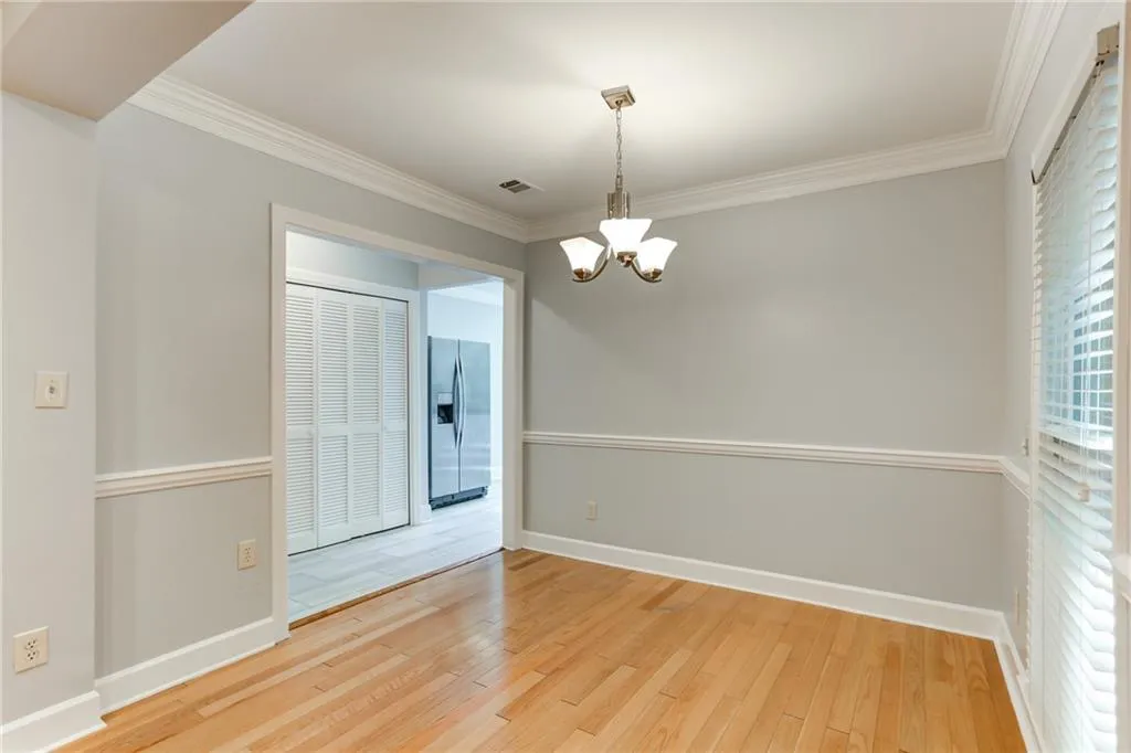 7500 Roswell Road Unit 88, Sandy Springs, Georgia 30350, 2 Bedrooms Bedrooms, ,2 BathroomsBathrooms,Residential,Sold,7500 Roswell Road Unit 88,6551765