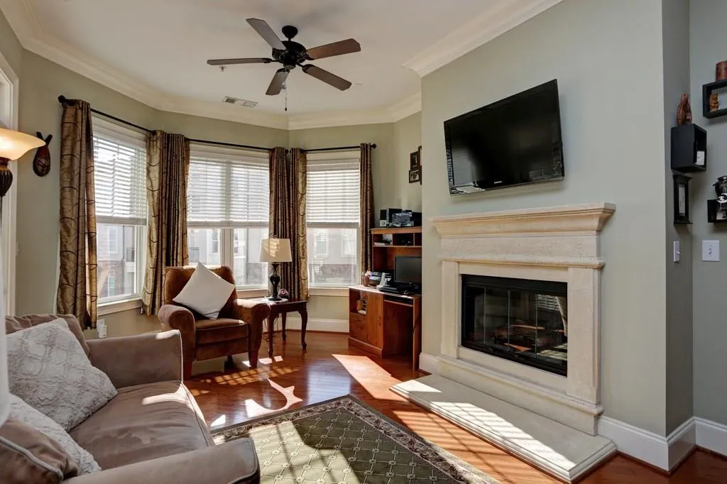 3635 E Paces Circle Unit 1312, Atlanta, Georgia 30326, 1 Bedroom Bedrooms, ,1 BathroomBathrooms,Residential,Sold,3635 E Paces Circle Unit 1312,5785172