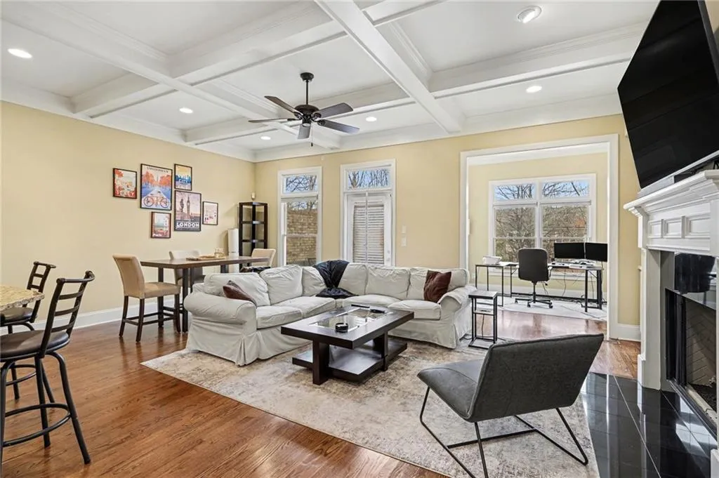 657 Lockton Place, Atlanta, Georgia 30342, 4 Bedrooms Bedrooms, ,4 BathroomsBathrooms,Residential,For Sale,657 Lockton Place,7725775