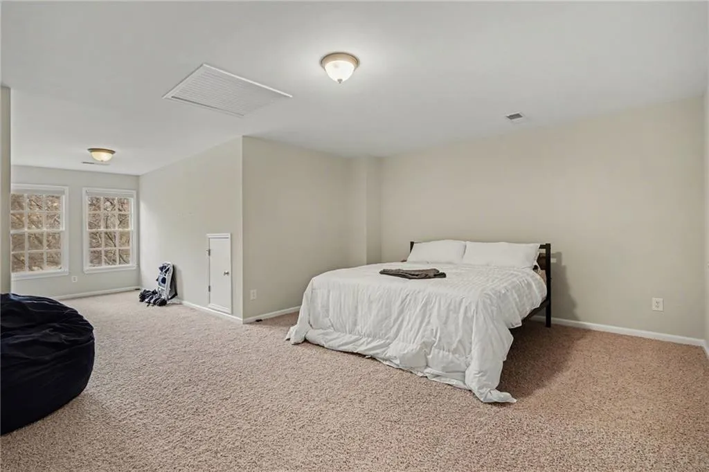 657 Lockton Place, Atlanta, Georgia 30342, 4 Bedrooms Bedrooms, ,4 BathroomsBathrooms,Residential,For Sale,657 Lockton Place,7725775