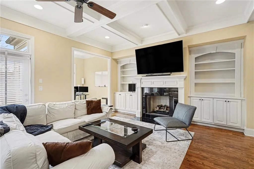 657 Lockton Place, Atlanta, Georgia 30342, 4 Bedrooms Bedrooms, ,4 BathroomsBathrooms,Residential,For Sale,657 Lockton Place,7725775