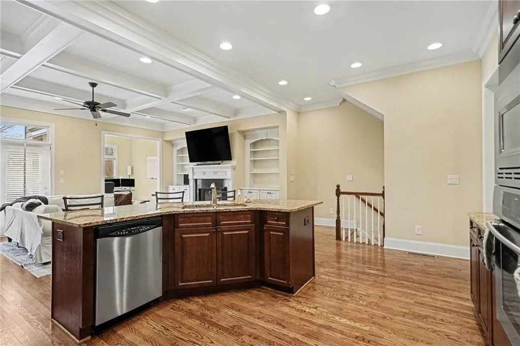 657 Lockton Place, Atlanta, Georgia 30342, 4 Bedrooms Bedrooms, ,4 BathroomsBathrooms,Residential,For Sale,657 Lockton Place,7725775