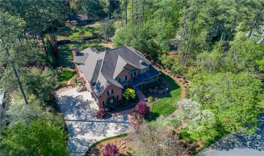 1503 Sunnybrook Farm Road, Sandy Springs, Georgia 30350, 6 Bedrooms Bedrooms, ,6 BathroomsBathrooms,Residential,Sold,1503 Sunnybrook Farm Road,5832993