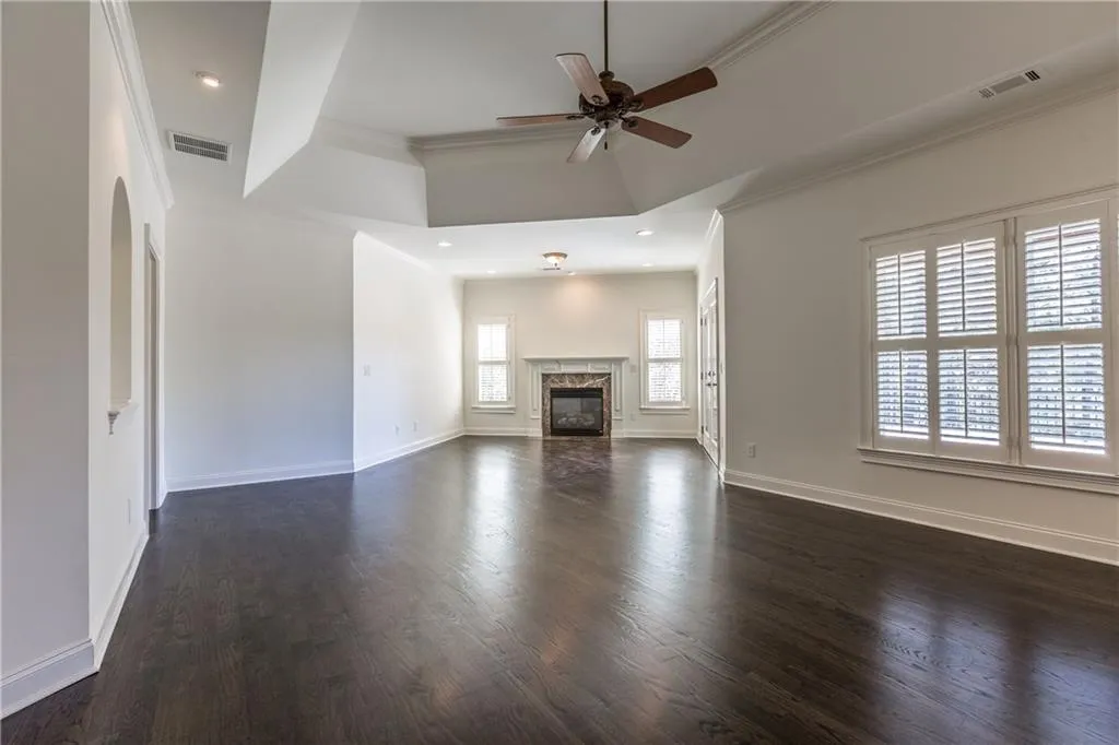 1503 Sunnybrook Farm Road, Sandy Springs, Georgia 30350, 6 Bedrooms Bedrooms, ,6 BathroomsBathrooms,Residential,Sold,1503 Sunnybrook Farm Road,5832993